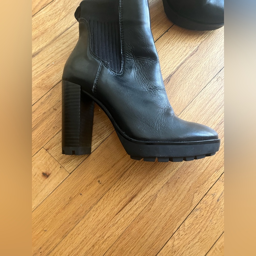 Women's Black Leather Boots - Picture 3 of 4